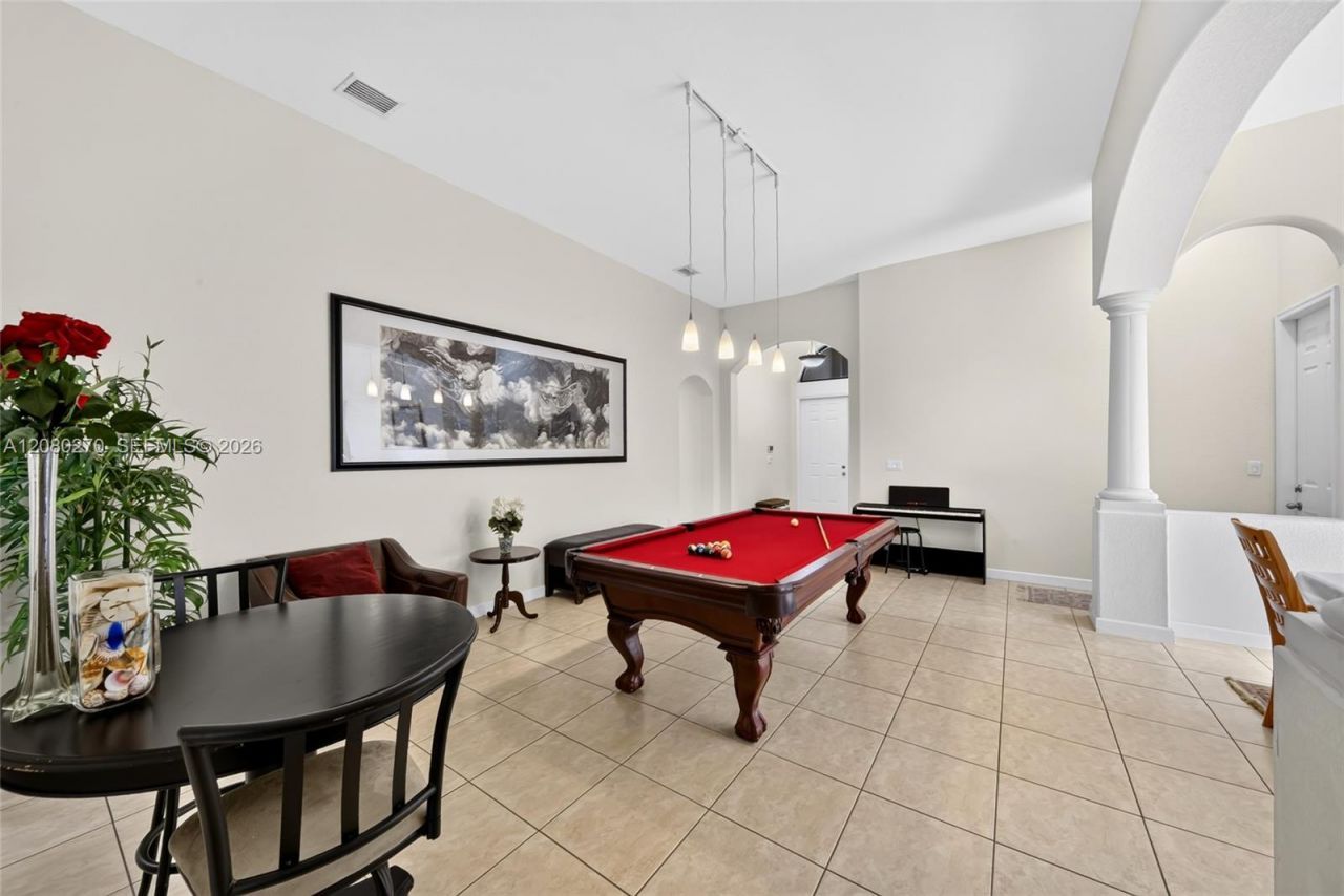 7548 SW 189th St , Cutler Bay, FL 33157 Photo