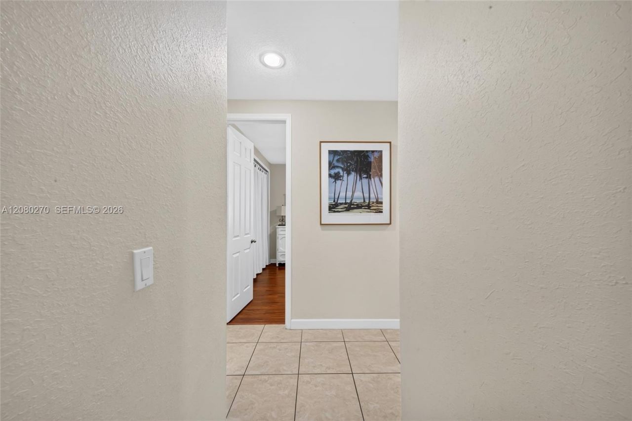 7548 SW 189th St , Cutler Bay, FL 33157 Photo