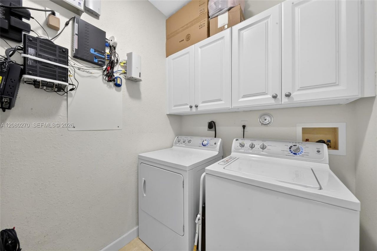 7548 SW 189th St , Cutler Bay, FL 33157 Photo