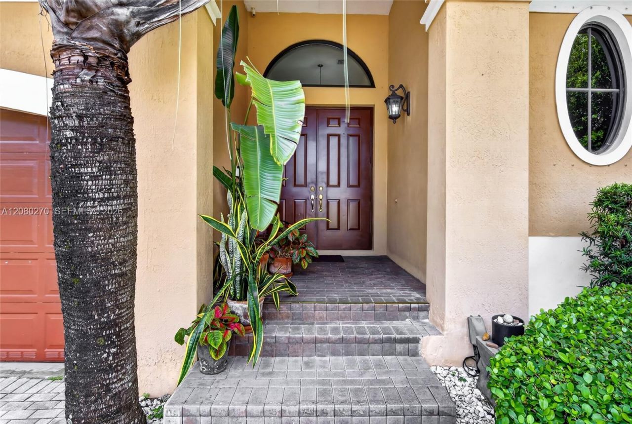 7548 SW 189th St , Cutler Bay, FL 33157 Photo