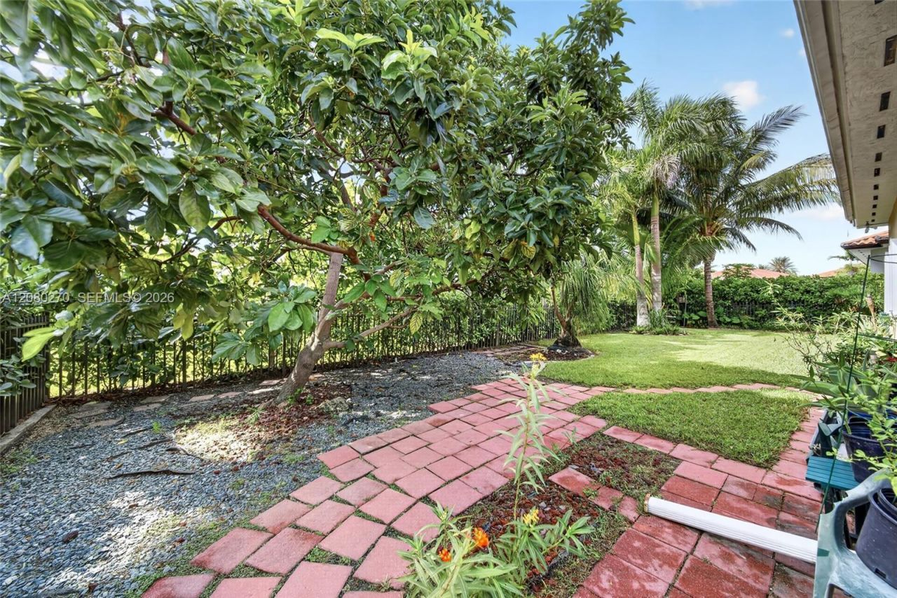 7548 SW 189th St , Cutler Bay, FL 33157 Photo
