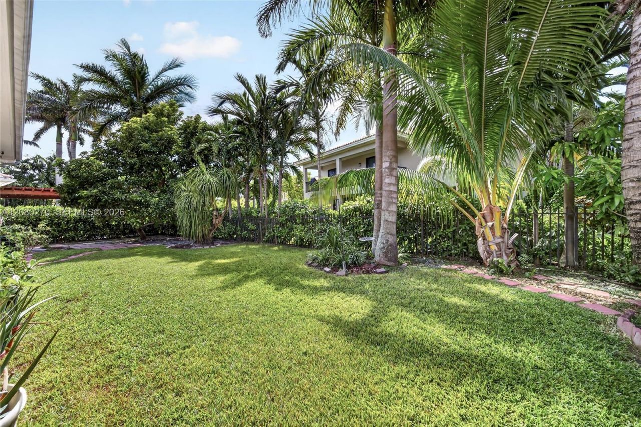 7548 SW 189th St , Cutler Bay, FL 33157 Photo