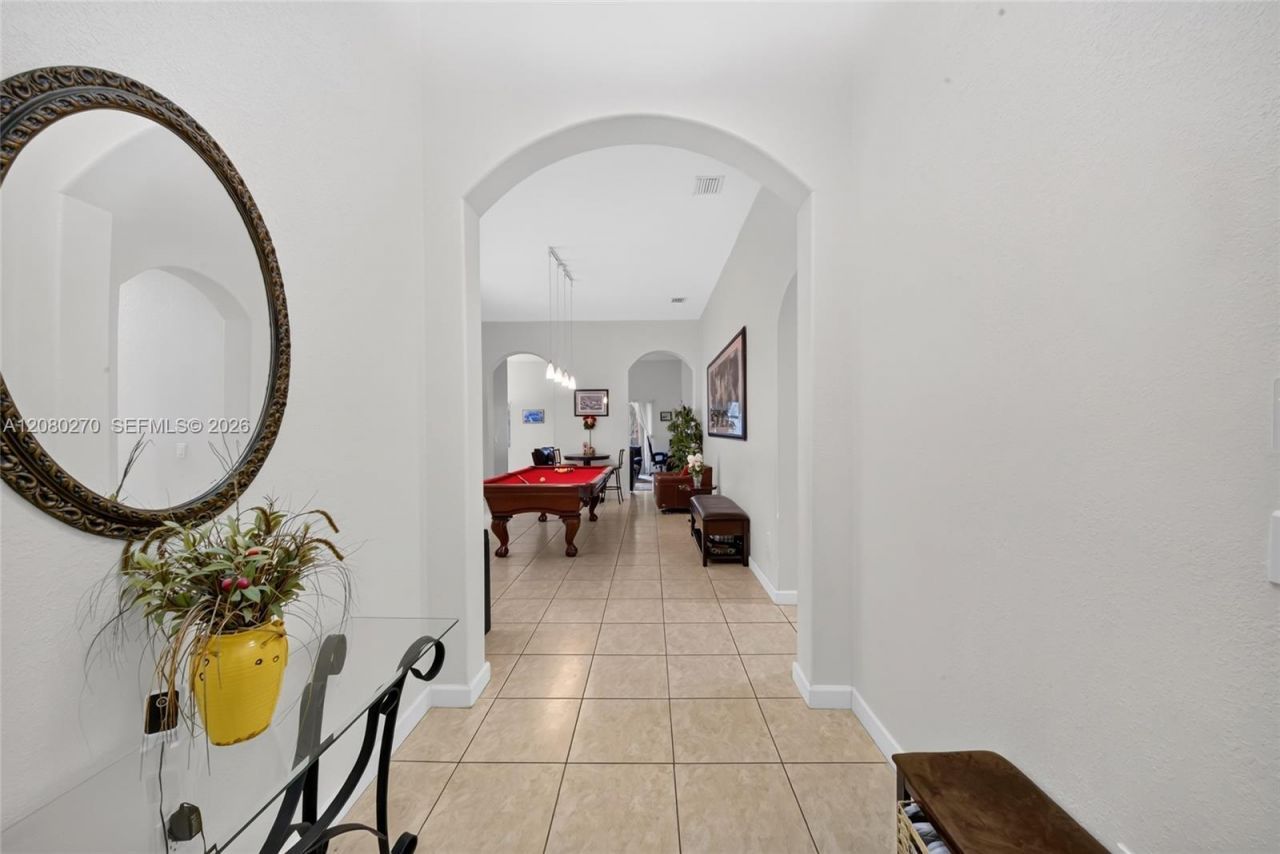 7548 SW 189th St , Cutler Bay, FL 33157 Photo