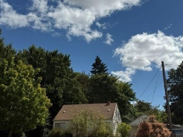 4450 SW Country Club Dr, Corvallis, OR 97333