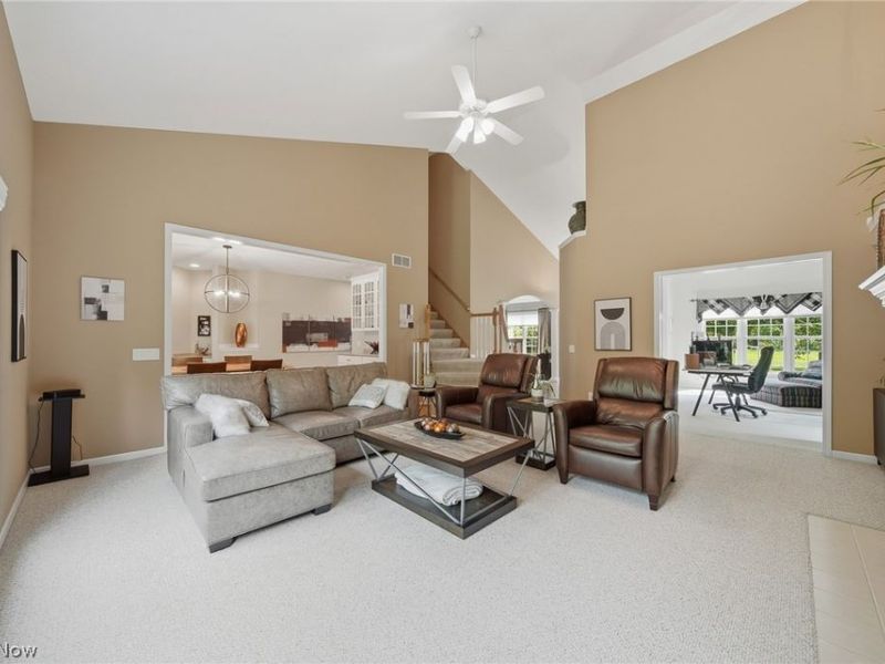 120 Pinehurst Drive, Aurora, OH 44202 Photo 10