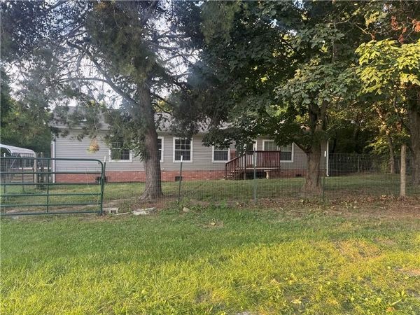 32363 sunflower Road, Excelsior Springs, MO 64024