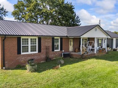 945 Veterans Memorial Highway, Sharpsburg, KY 40374