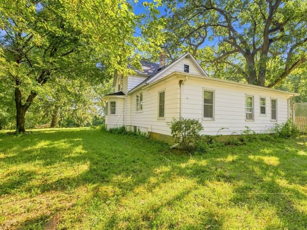 39132 N Mound Avenue , Spring Grove, IL 60081