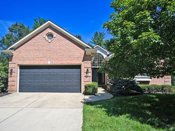 8024 Witts Mill Lane, Cincinnati, OH 45255
