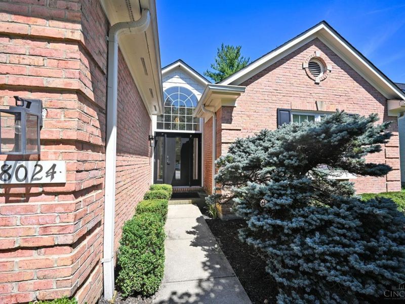 8024 Witts Mill Lane, Anderson Township, OH 45255 Photo 4