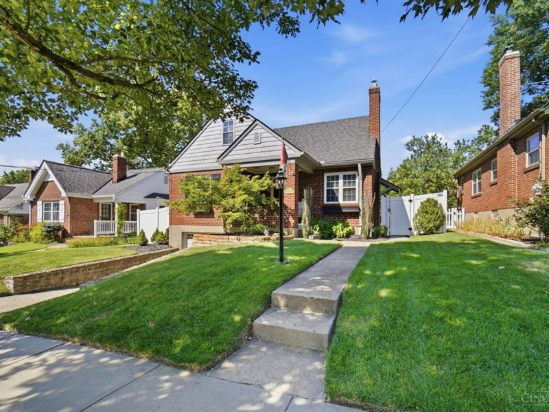 4133 Club View Drive, Cincinnati, OH 45209 Photo 3