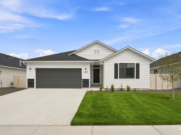 252 N Tideberry Ave, Kuna, ID 83634