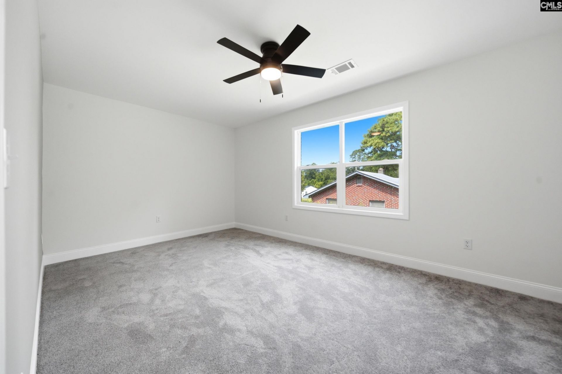 505 Abraham Street  Photo 10