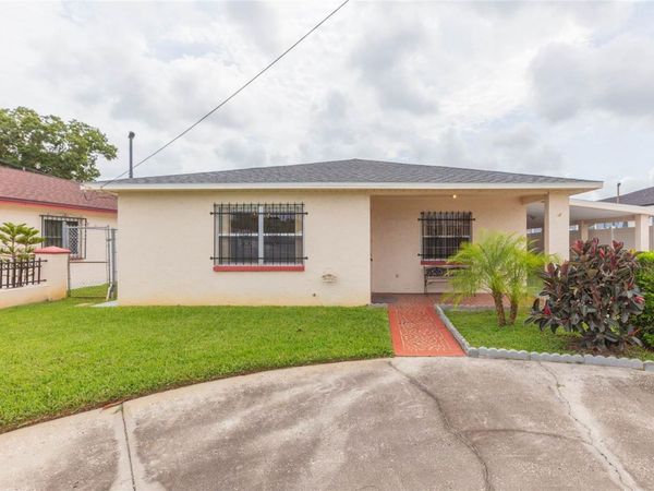 6611 N CLARK AVENUE , TAMPA, FL 33614