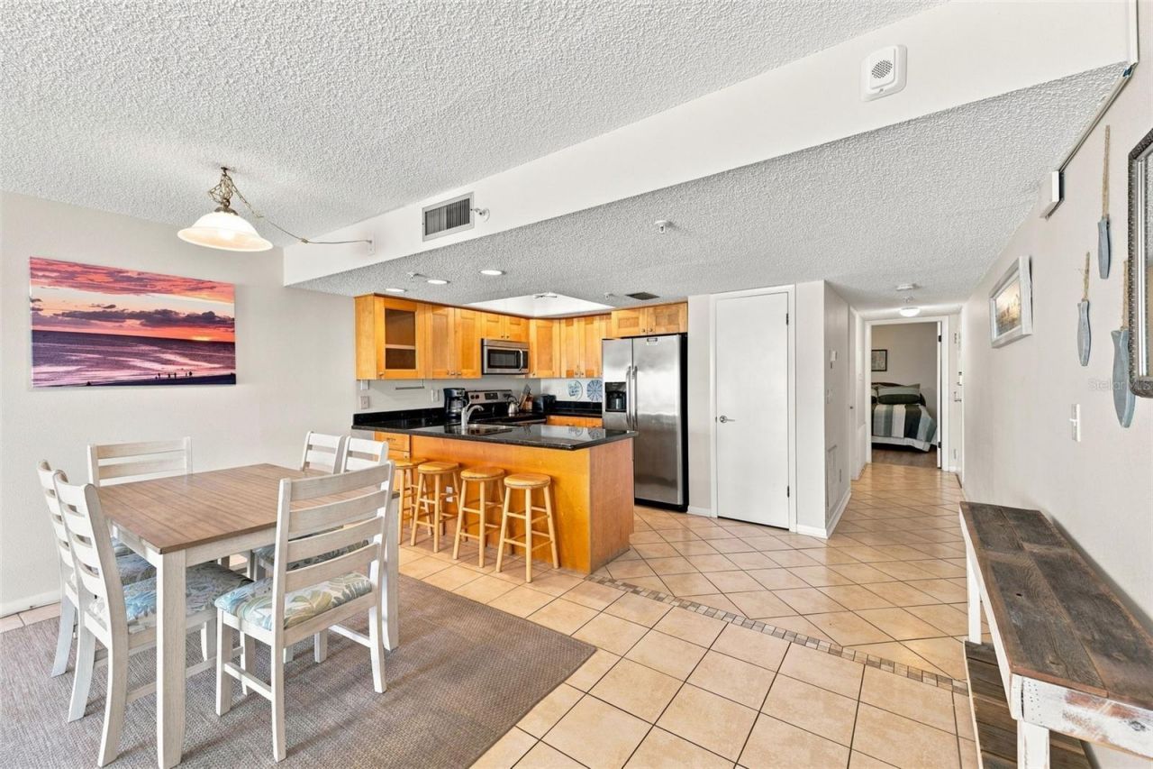 12924 Gulf Boulevard, Unit 304, Madeira Beach, FL 33708 Photo