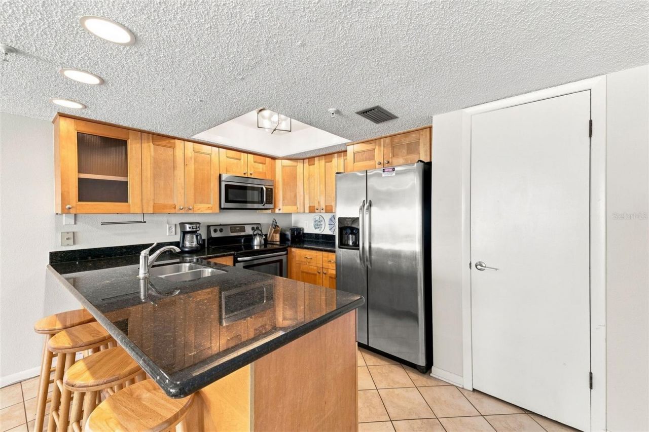 12924 Gulf Boulevard, Unit 304, Madeira Beach, FL 33708 Photo