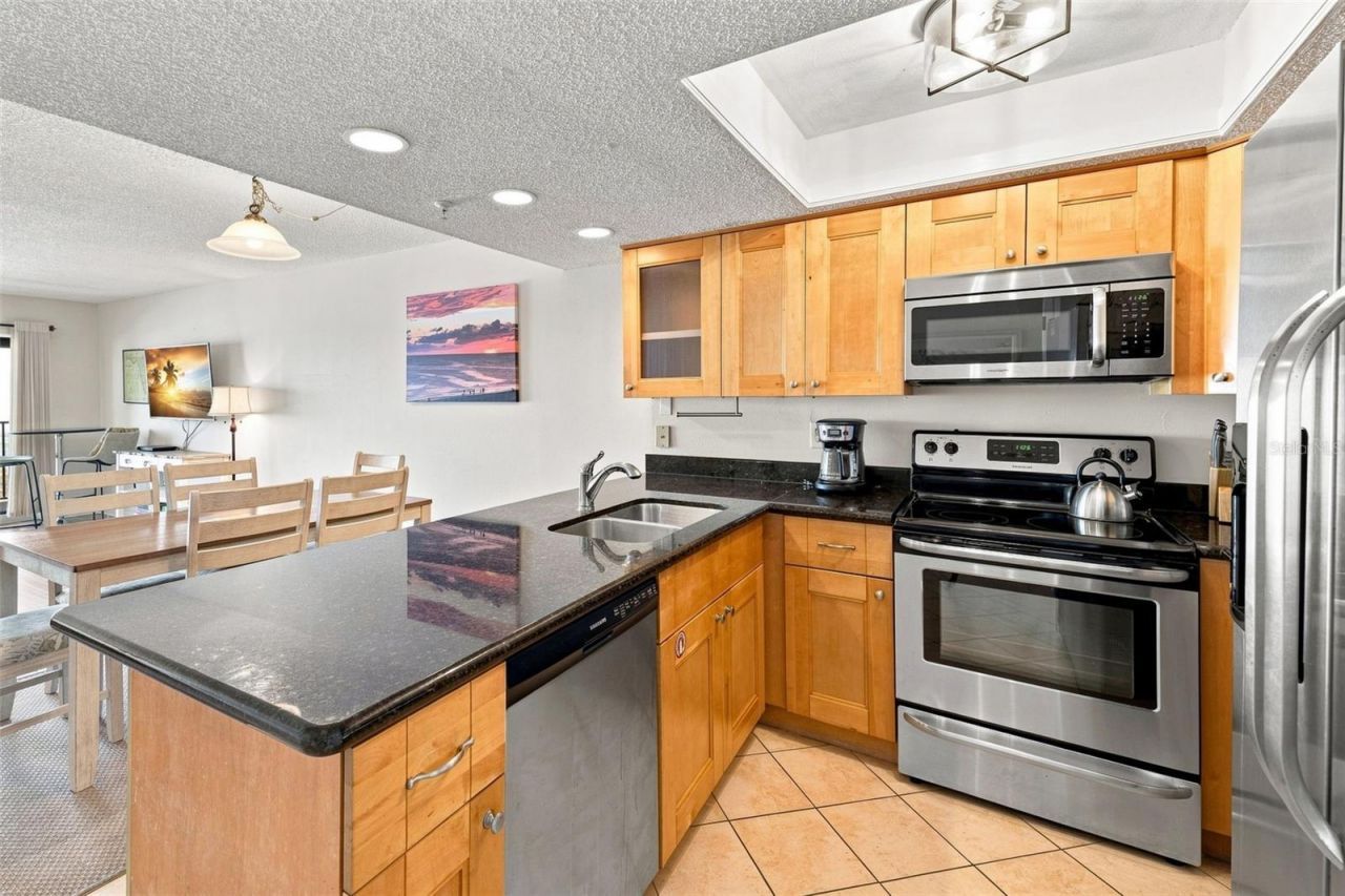 12924 Gulf Boulevard, Unit 304, Madeira Beach, FL 33708 Photo