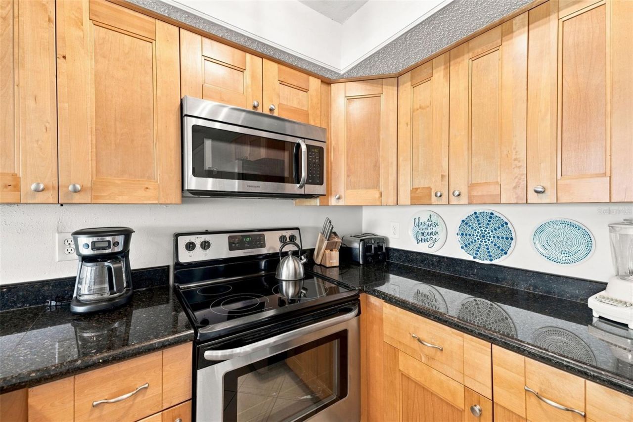 12924 Gulf Boulevard, Unit 304, Madeira Beach, FL 33708 Photo