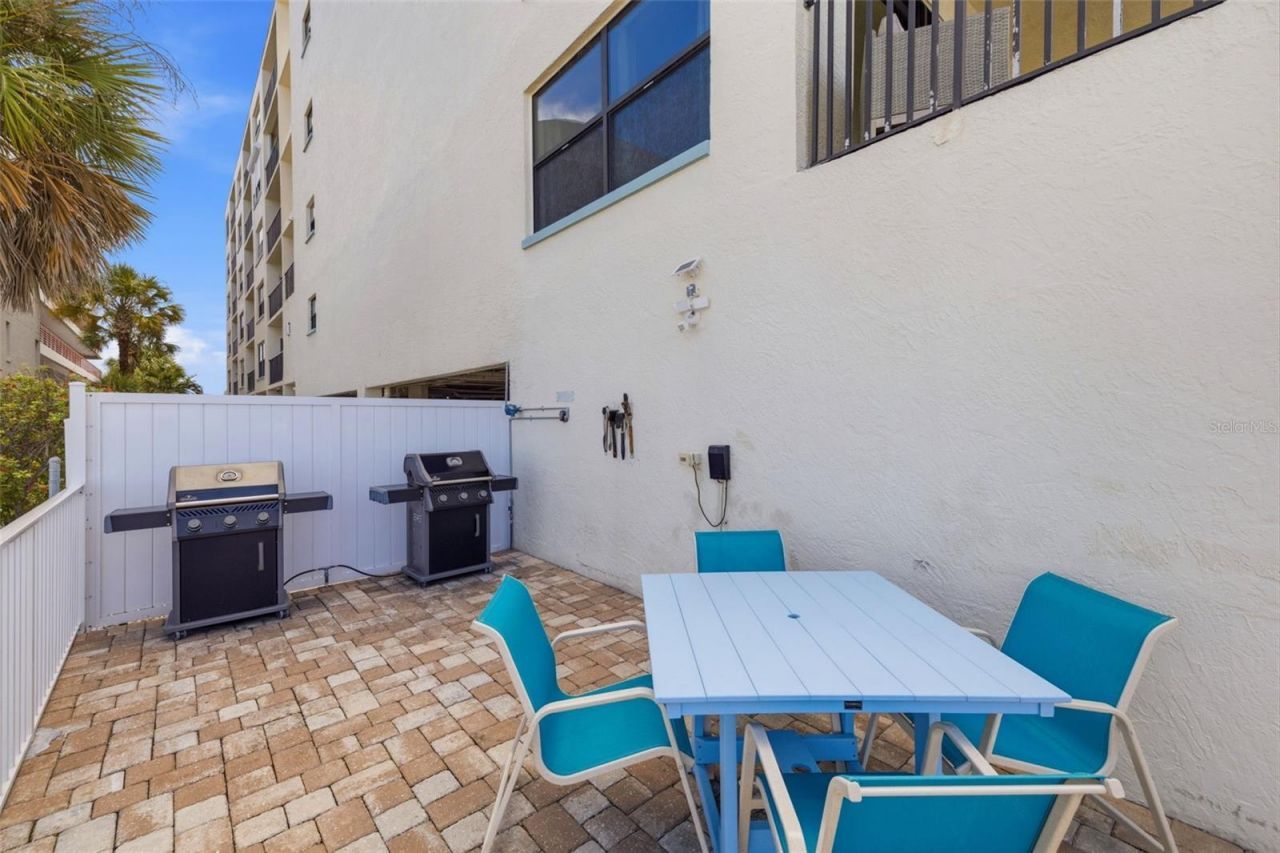 12924 Gulf Boulevard, Unit 304, Madeira Beach, FL 33708 Photo