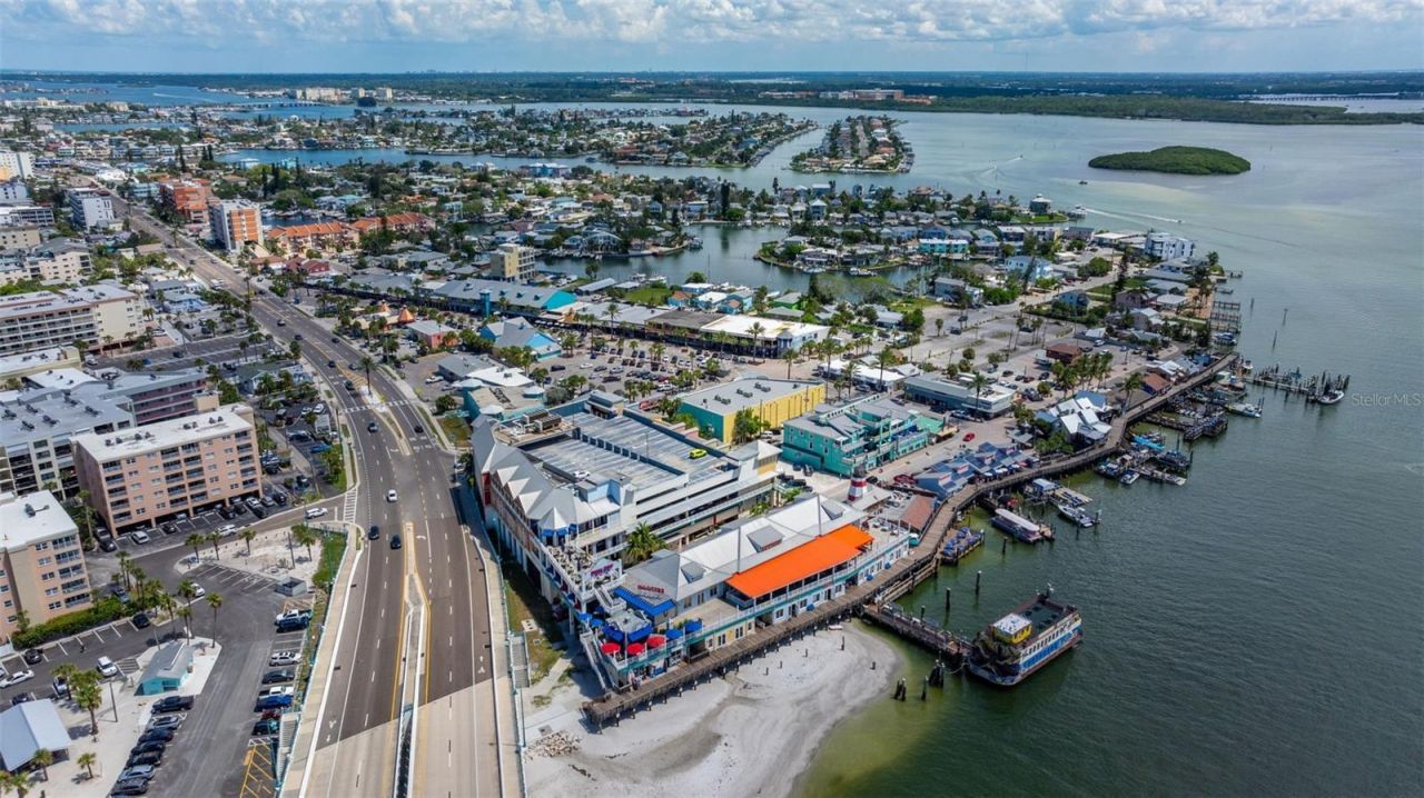 12924 Gulf Boulevard, Unit 304, Madeira Beach, FL 33708 Photo
