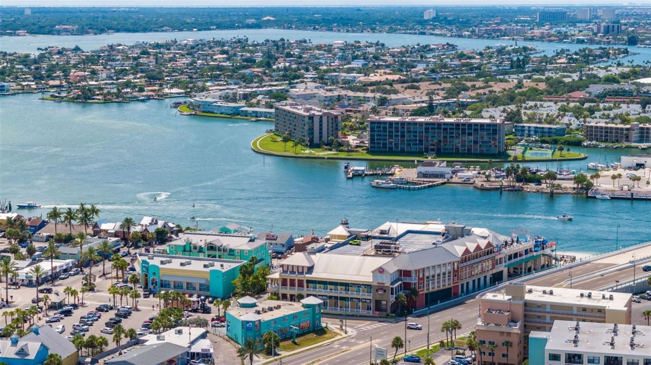 12924 Gulf Boulevard, Unit 304, Madeira Beach, FL 33708 Photo