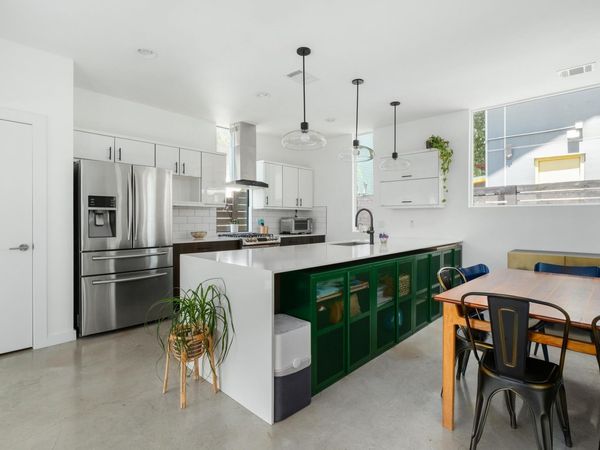 1606 Salina ST , Austin, TX 78702