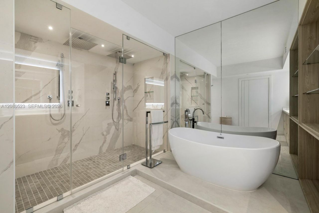 450 Alton Rd , Unit 2505, Miami Beach, FL 33139 Photo