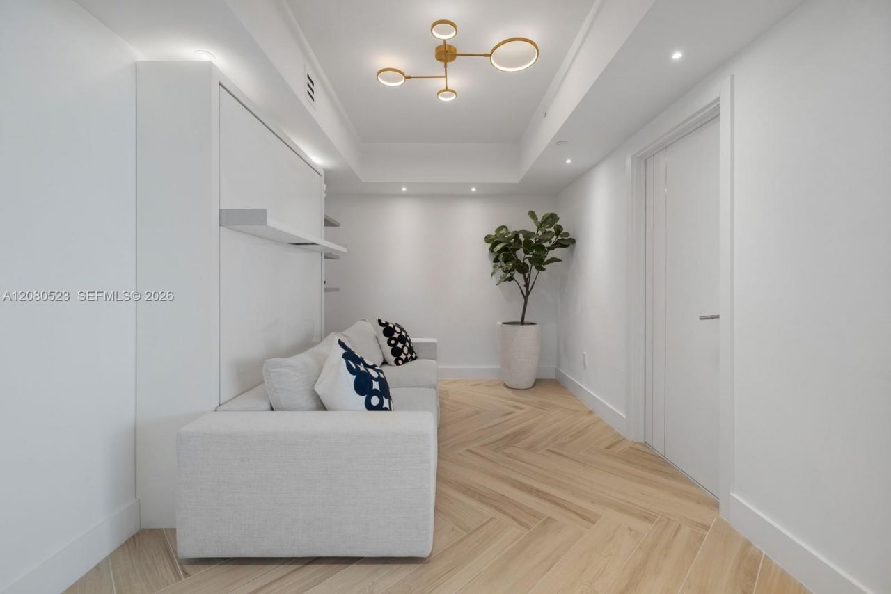 450 Alton Rd , Unit 2505, Miami Beach, FL 33139 Photo