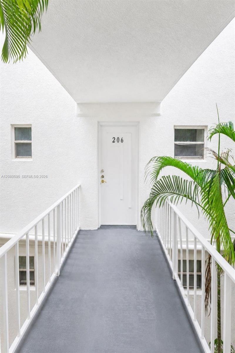 4205 N University Dr , Unit 206, Sunrise, FL 33351 Photo