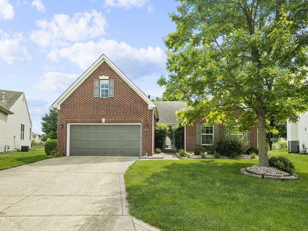 6684 Amherst, Zionsville, IN 46077