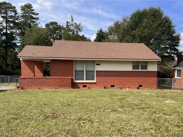 452 Mcrae Drive, Fayetteville, NC 28305