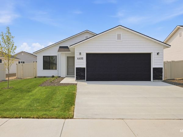 172 N Tideberry Ave, Kuna, ID 83634