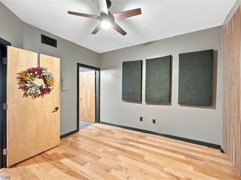 1237 Washington Avenue, Unit 402, Cleveland, OH 44113 Photo 16
