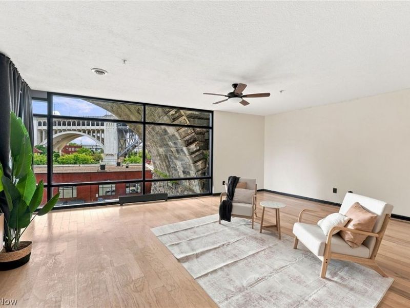 1237 Washington Avenue, Unit 402, Cleveland, OH 44113 Photo 8