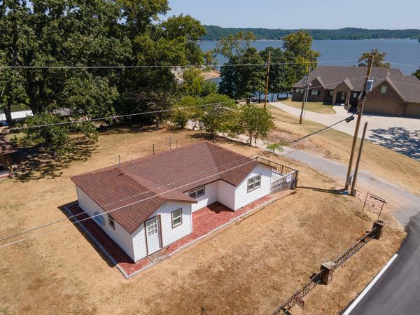 61310 E 250 Road, Grove, OK 74344