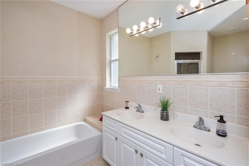 3720 52nd Ave Ne, Naples, FL 34120 Photo