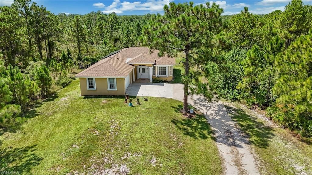 3720 52nd Ave Ne, Naples, FL 34120 Photo
