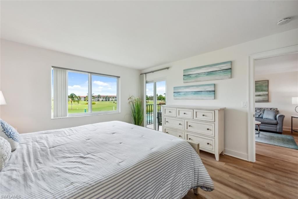 37 High Point Cir E, Unit 208, Naples, FL 34103 Photo