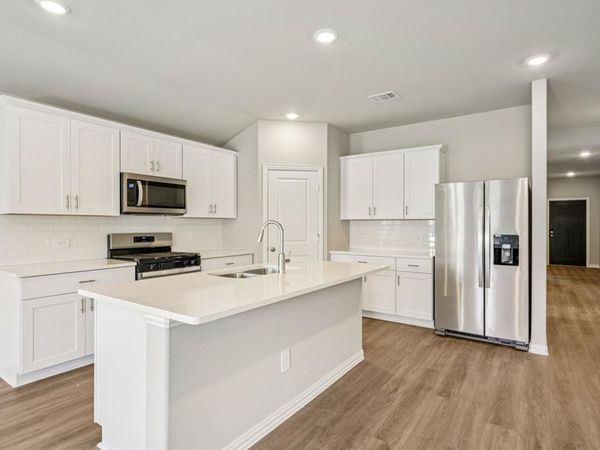2116 Longchamp Lane, Seagoville, TX 75159