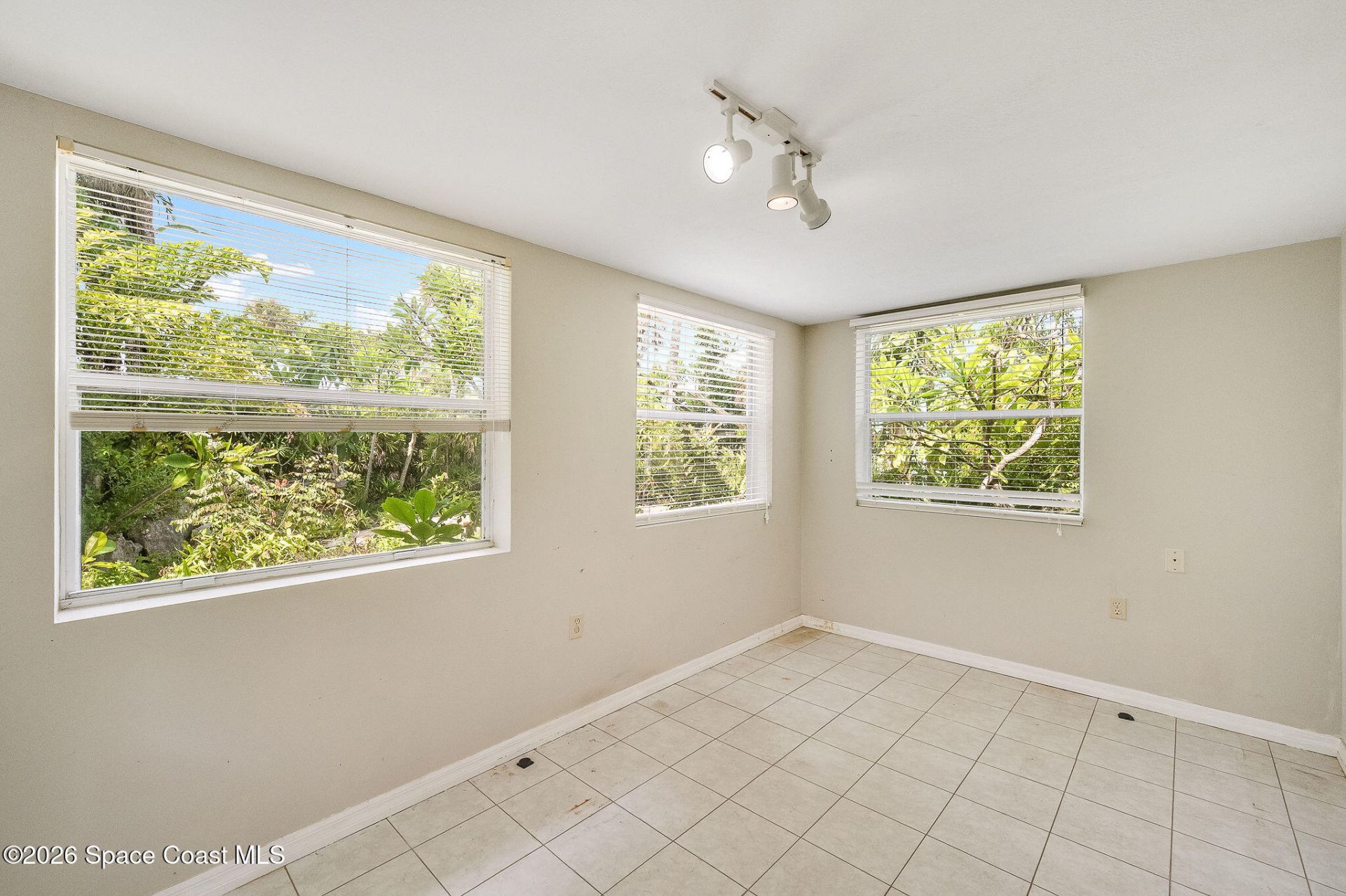 11470 S Tropical Trail, Merritt Island, FL 32952 Photo