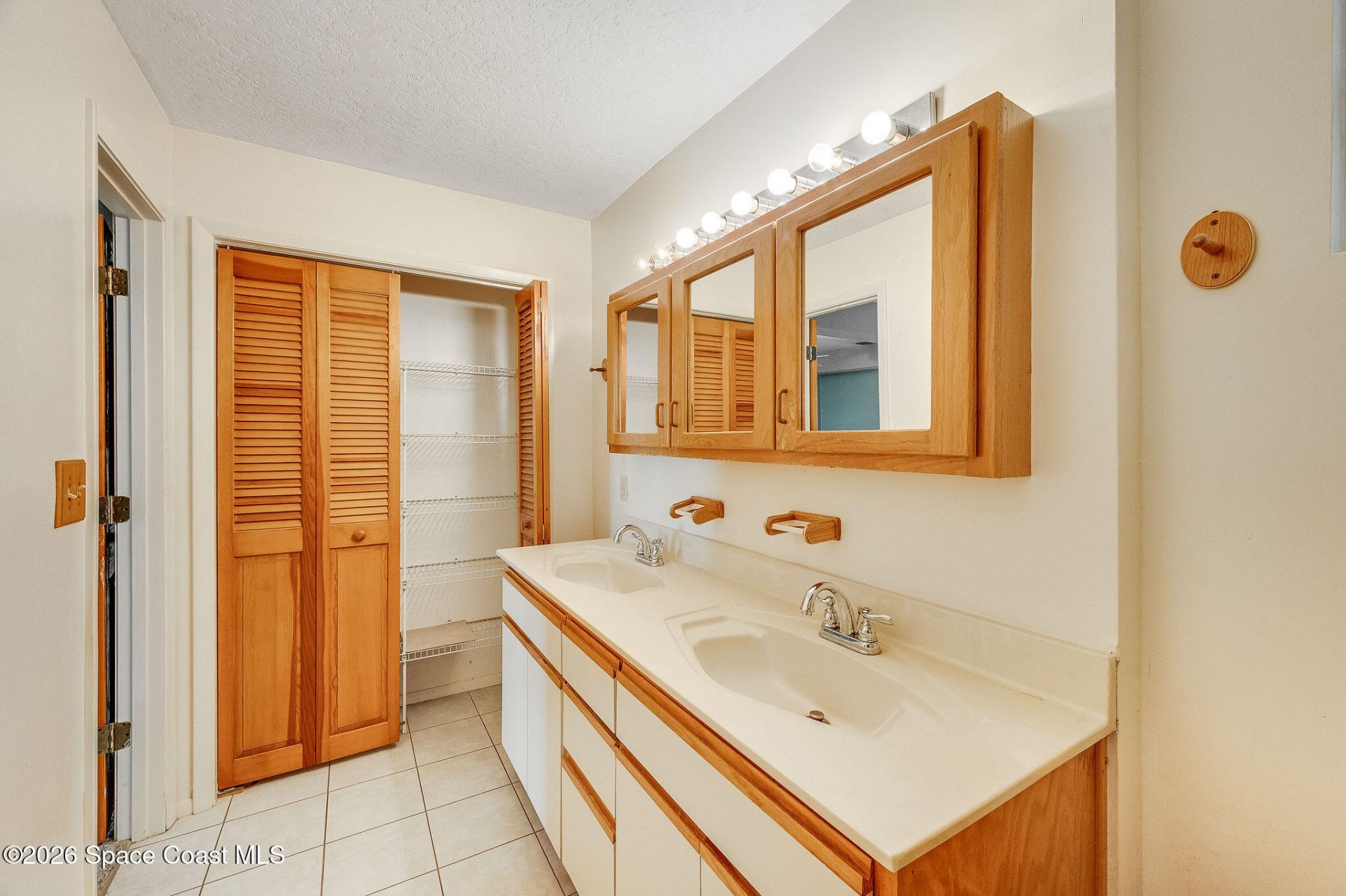 11470 S Tropical Trail, Merritt Island, FL 32952 Photo