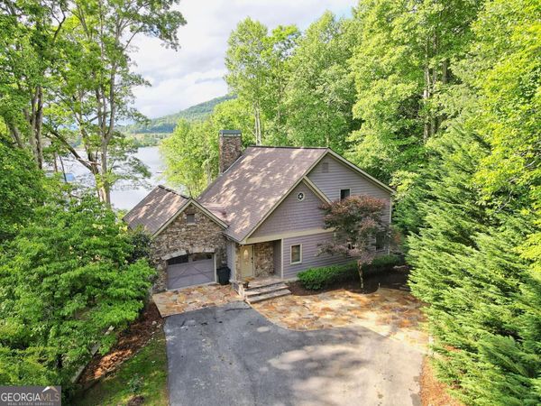1189 Sunnyside Road, Hiawassee, GA 30546