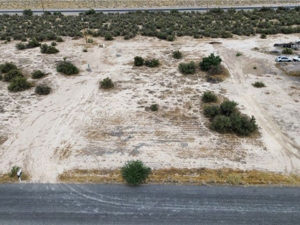 1080 Gee Street , Pahrump, NV 89060