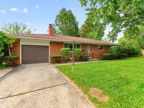 1831 Woodcrest Road, Columbus, OH 43232