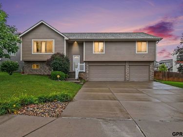 4810 N 175Th Street, Omaha, NE 68116