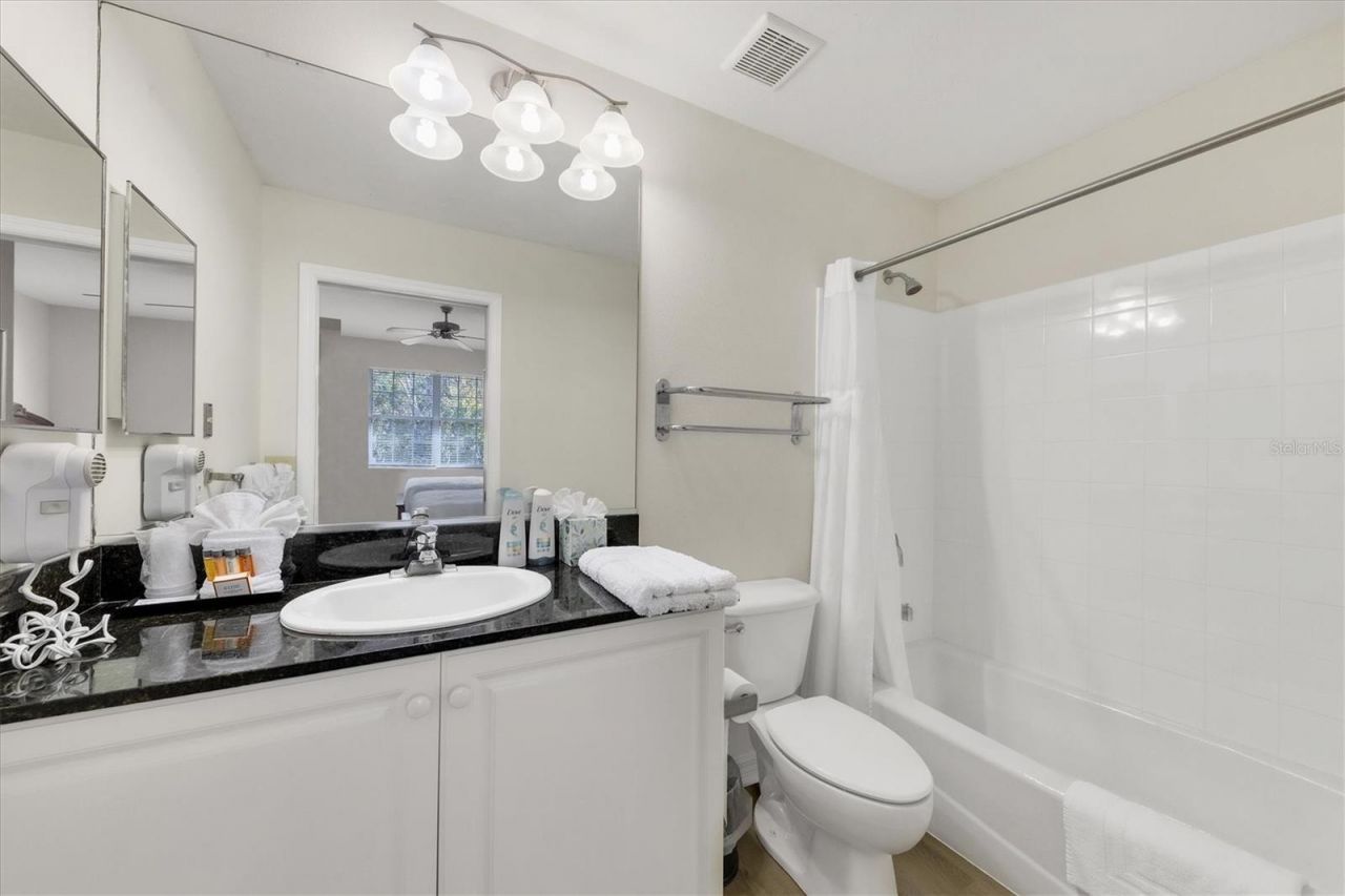 3506 54th Drive W, Unit 202, Bradenton, FL 34210 Photo