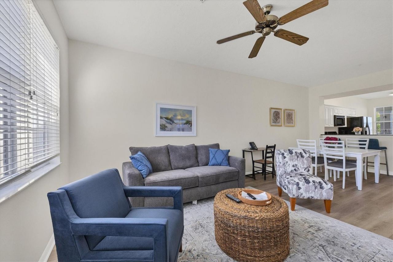 3506 54th Drive W, Unit 202, Bradenton, FL 34210 Photo