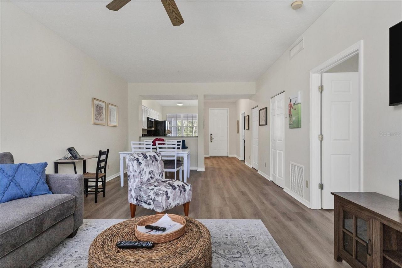 3506 54th Drive W, Unit 202, Bradenton, FL 34210 Photo