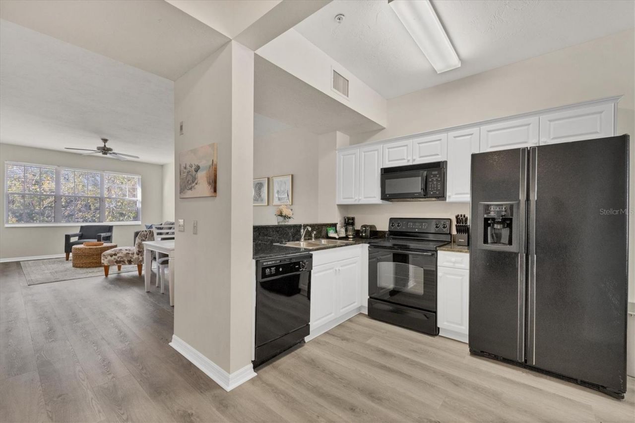 3506 54th Drive W, Unit 202, Bradenton, FL 34210 Photo