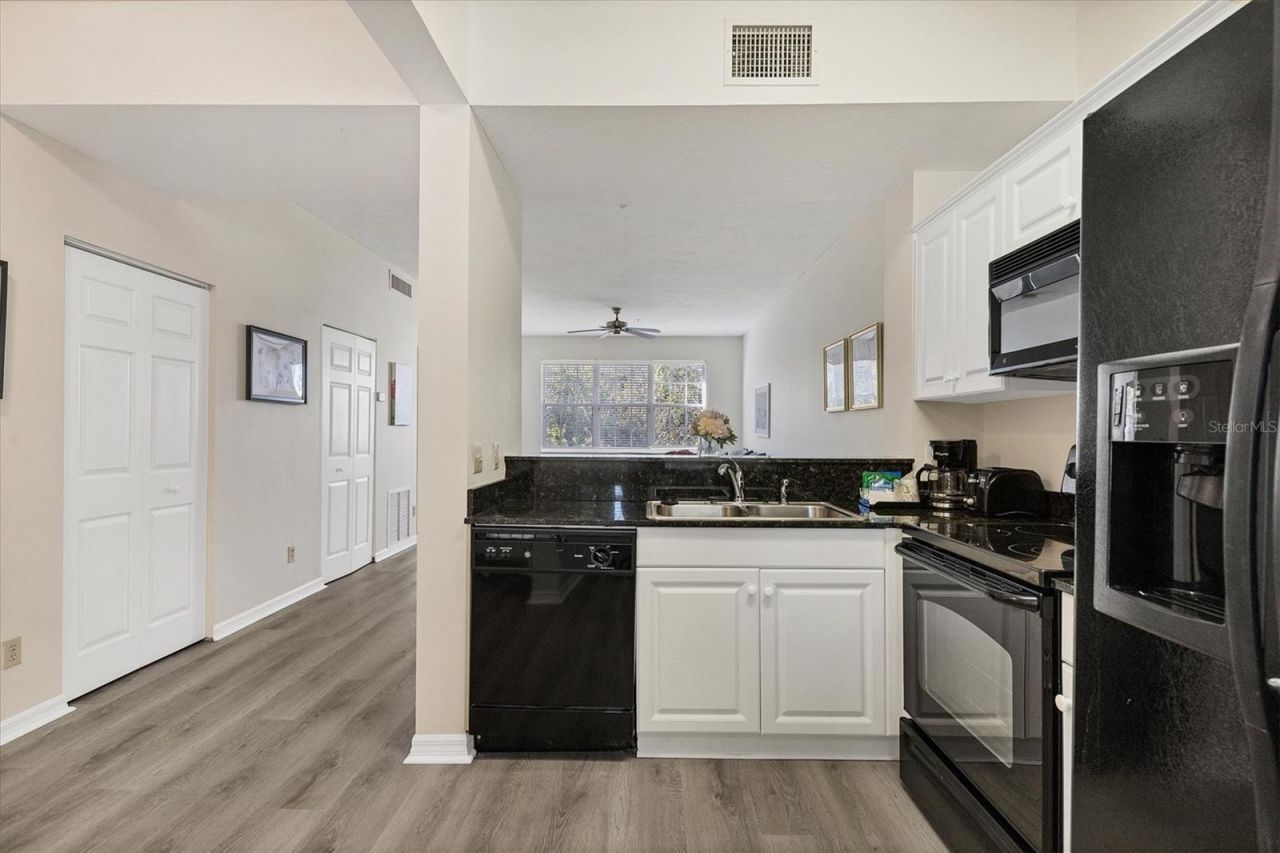 3506 54th Drive W, Unit 202, Bradenton, FL 34210 Photo